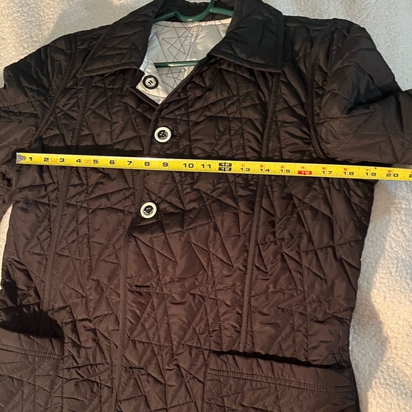 Vintage Black And White Quilted Women's Reversible Coat - Picture 11 of 16